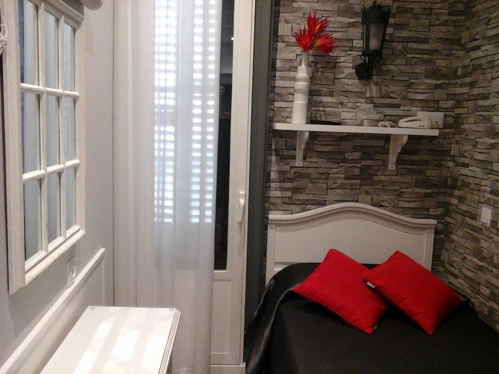 Hostal Don Alfonso Madrid Bagian luar foto