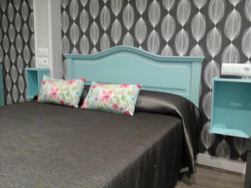 Hostal Don Alfonso Madrid Bagian luar foto
